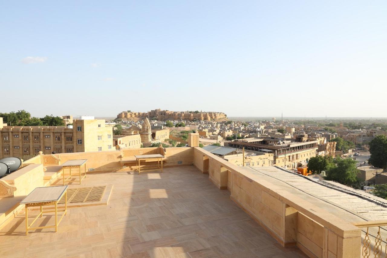 Hotel The Silk Route Джайсалмер Екстериор снимка