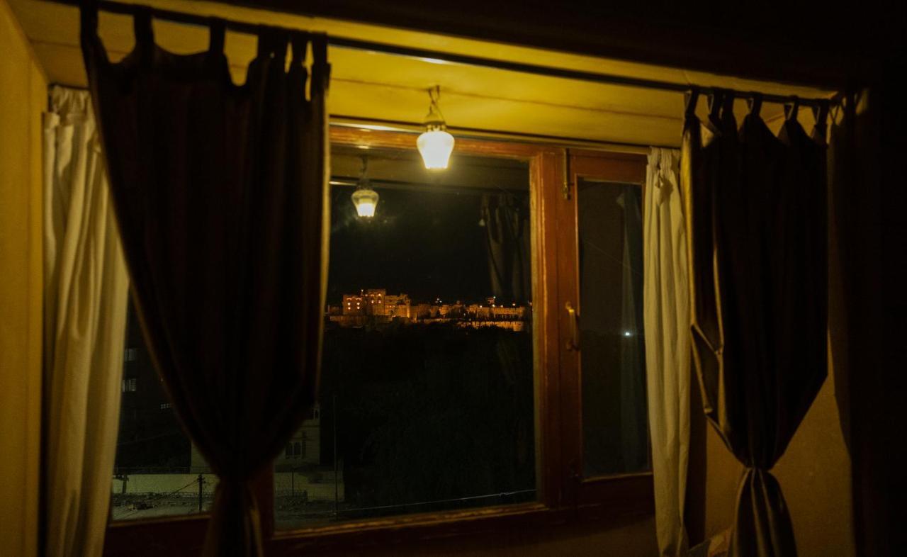Hotel The Silk Route Джайсалмер Екстериор снимка