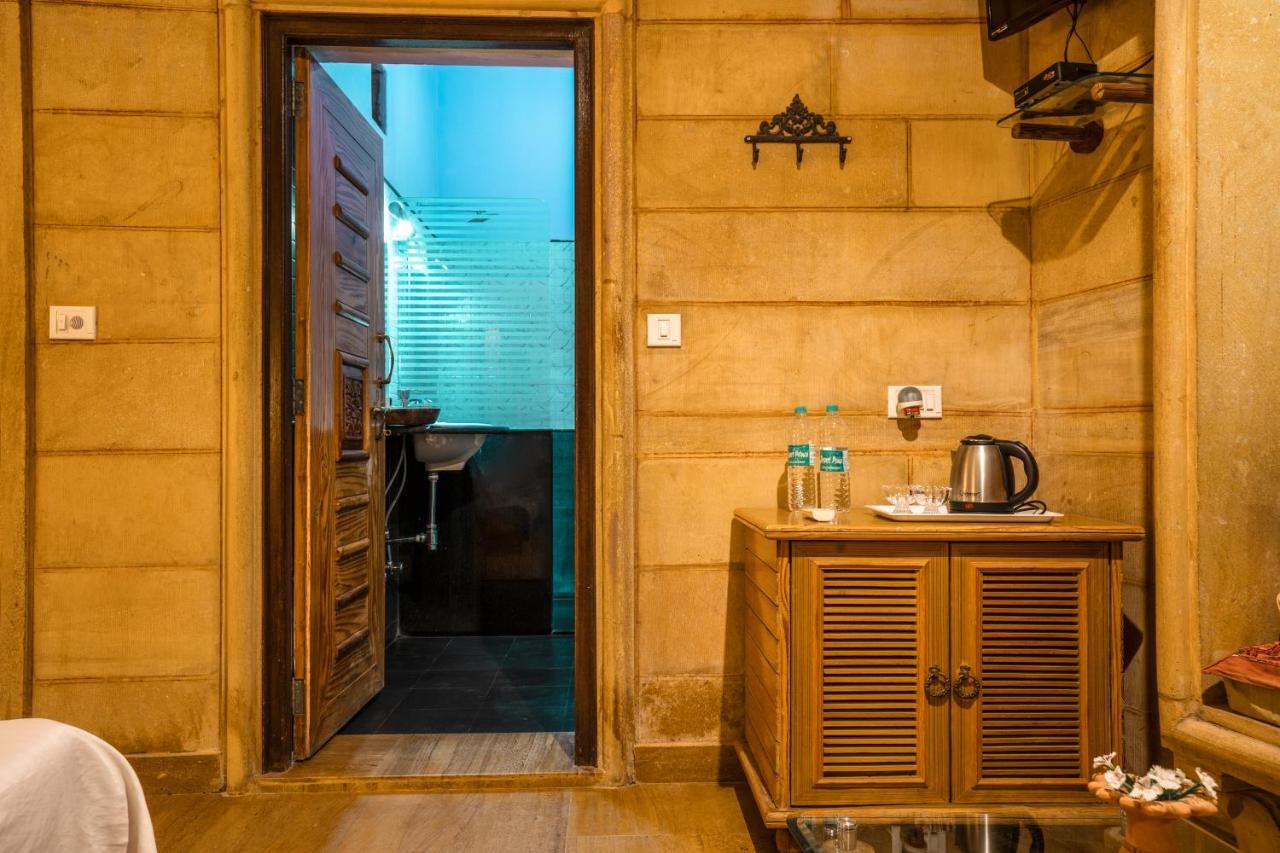 Hotel The Silk Route Джайсалмер Екстериор снимка