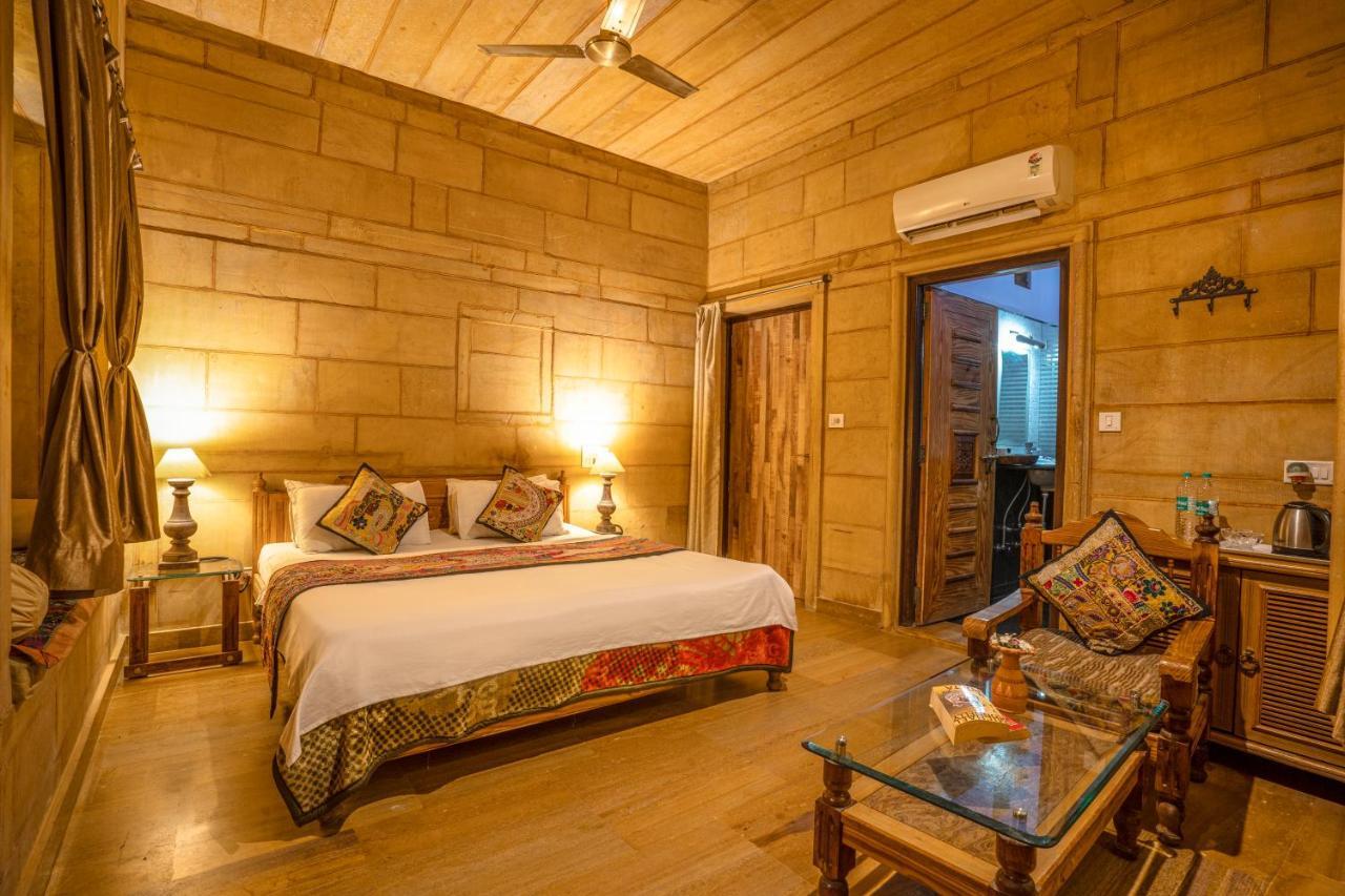 Hotel The Silk Route Джайсалмер Екстериор снимка